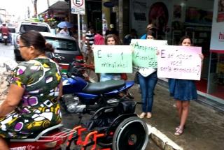 deficientes-protesto