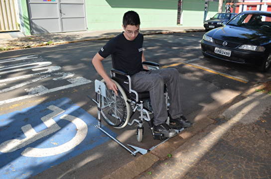 cadeira-de-rodas-acessibilidade-tecnologia