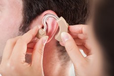 deficiente-auditivo